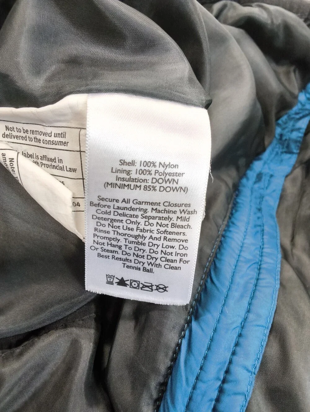Eddie Bauer Travex  Down Vest Mens Blue Puffer Quilted Full Zip Size Size Small